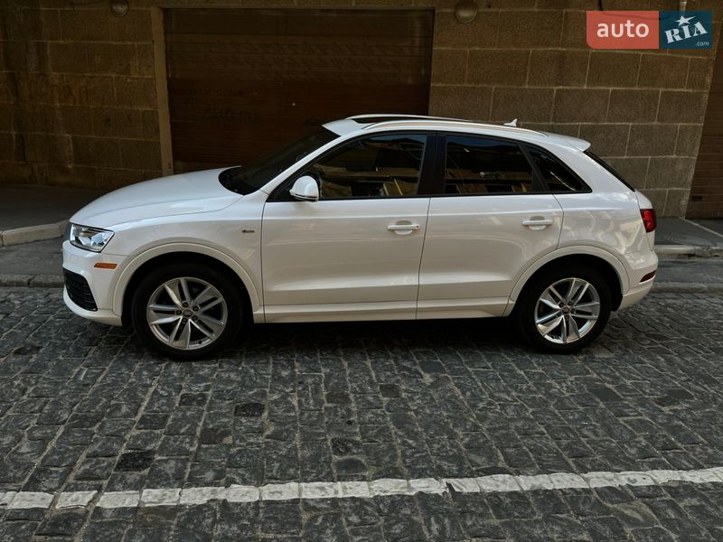 Позашляховик / Кросовер Audi Q3 2018 в Одесі