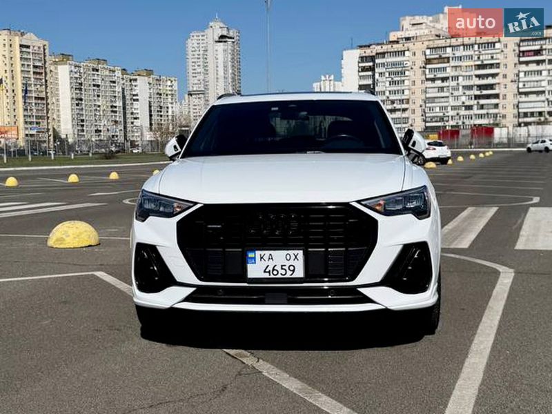 Audi Q3 2021