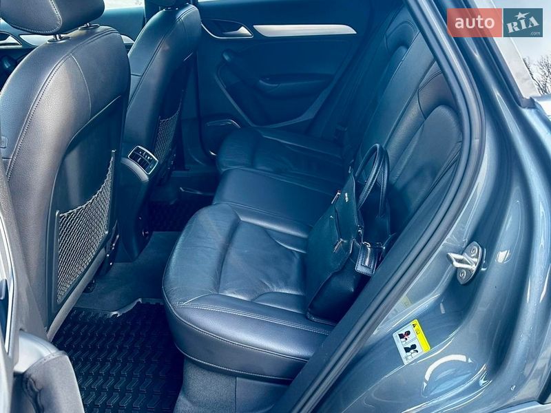 Внедорожник / Кроссовер Audi Q3 2014 в Трускавце
