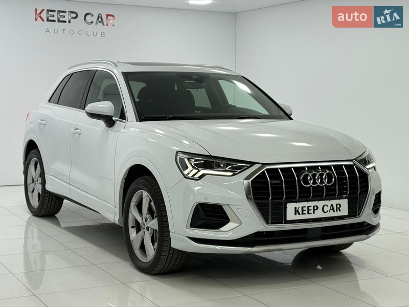 Позашляховик / Кросовер Audi Q3 2021 в Одесі