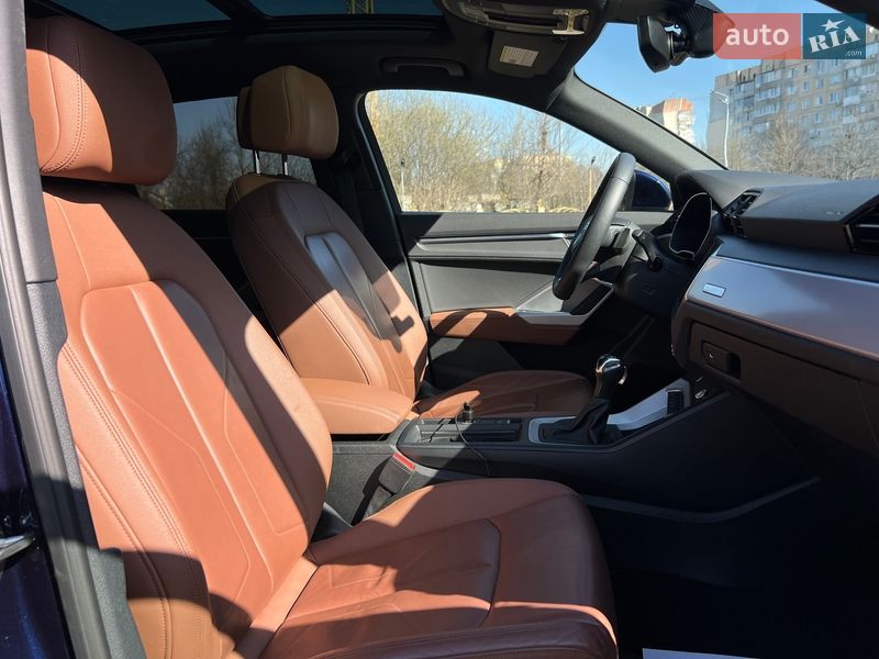 Внедорожник / Кроссовер Audi Q3 2020 в Львове