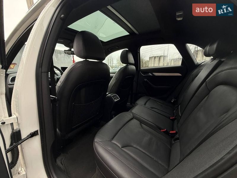 Позашляховик / Кросовер Audi Q3 2016 в Стрию