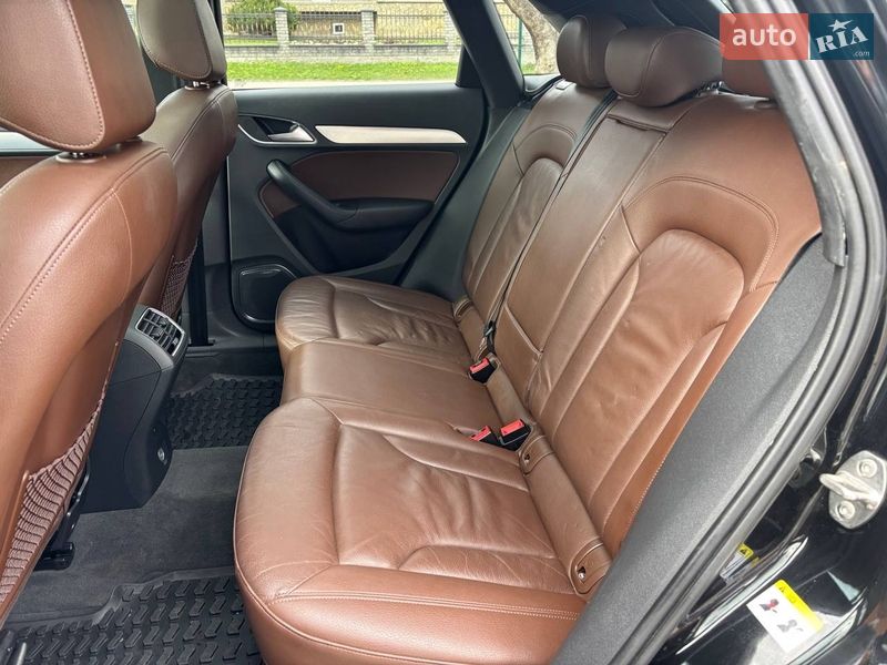 Позашляховик / Кросовер Audi Q3 2016 в Івано-Франківську