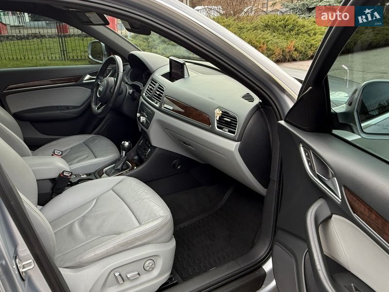 Позашляховик / Кросовер Audi Q3 2016 в Полтаві фото 44 Позашляховик / Кросовер Audi Q3 2016 в Полтаві