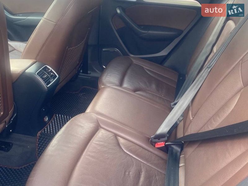 Позашляховик / Кросовер Audi Q3 2016 в Рівному фото 15 Позашляховик / Кросовер Audi Q3 2016 в Рівному