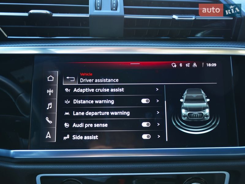 Позашляховик / Кросовер Audi Q3 2023 в Києві