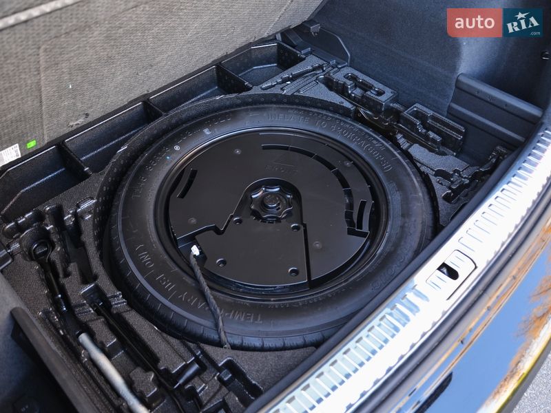 Позашляховик / Кросовер Audi Q3 2023 в Києві