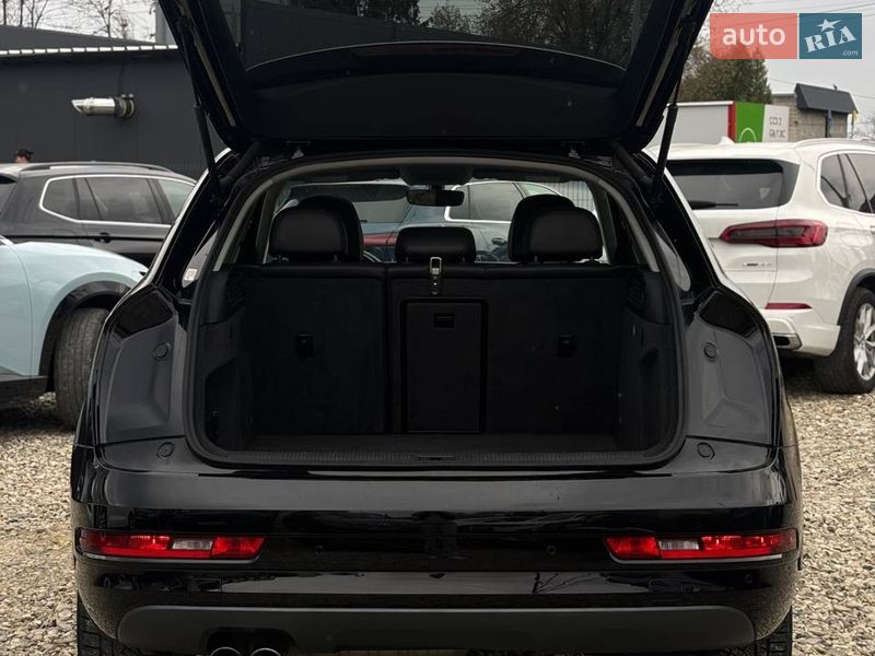 Позашляховик / Кросовер Audi Q3 2017 в Стрию