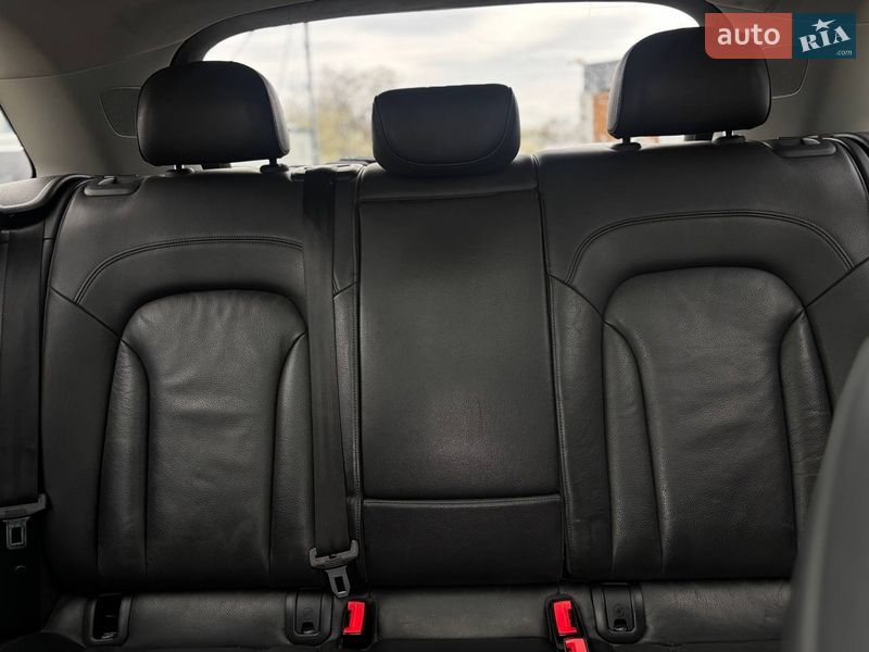 Позашляховик / Кросовер Audi Q3 2017 в Стрию