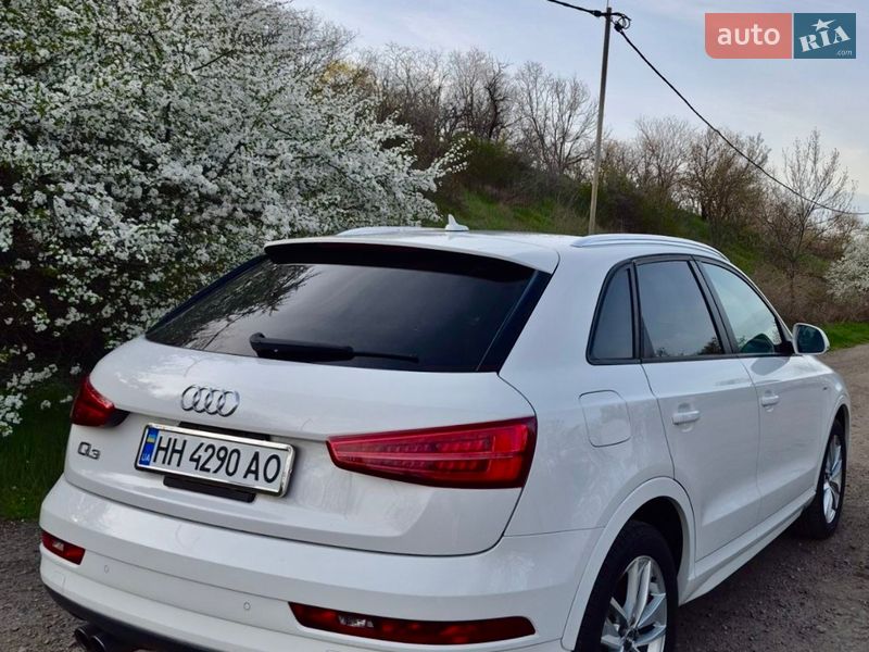 Позашляховик / Кросовер Audi Q3 2018 в Одесі