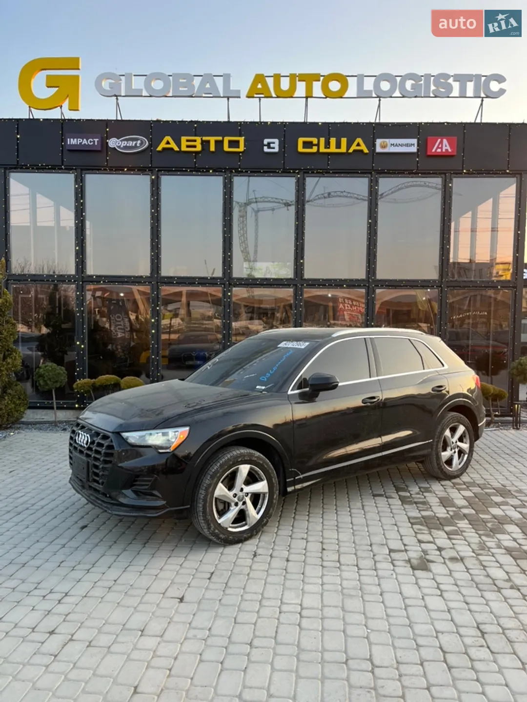 2019 Audi Q3 - фото 1