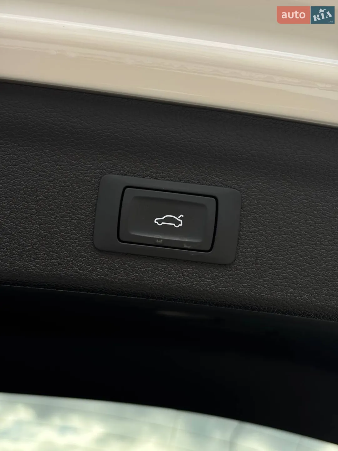 2020 Audi Q3 - мініатюра 16