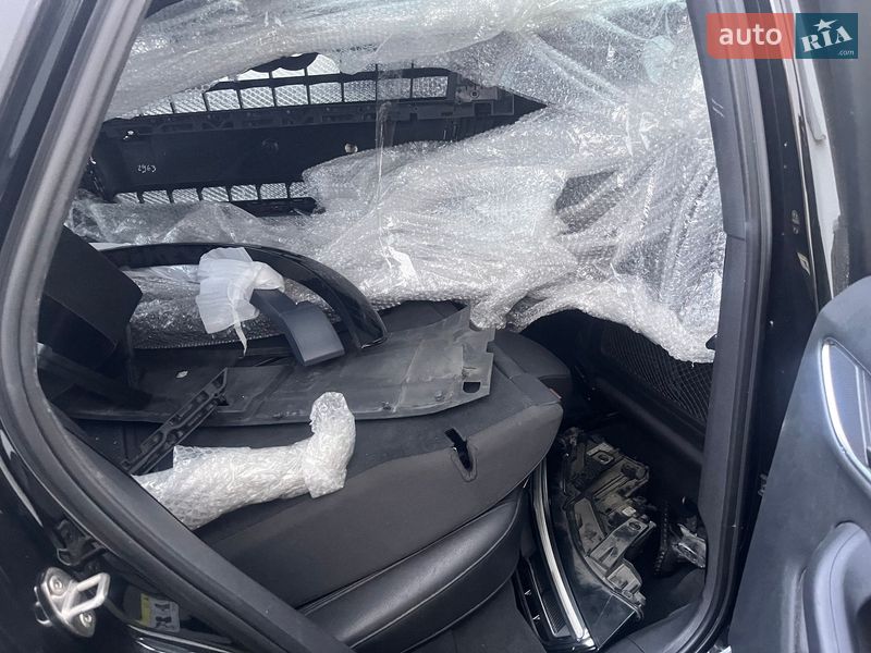Позашляховик / Кросовер Audi Q3 2016 в Львові