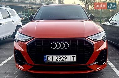 Внедорожник / Кроссовер Audi Q3 2021 в Ровно