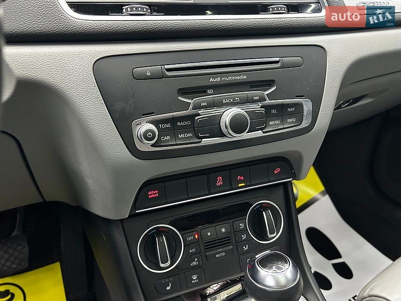 Внедорожник / Кроссовер Audi Q3 2017 в Черновцах