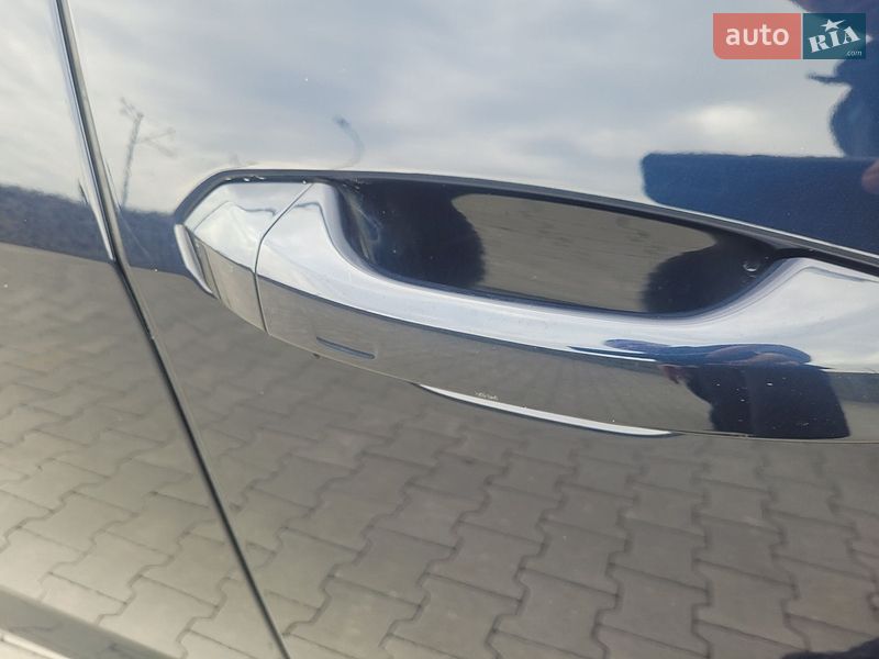 Внедорожник / Кроссовер Audi Q3 2018 в Киеве
