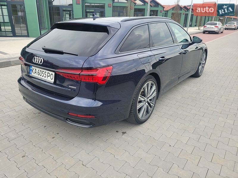 Внедорожник / Кроссовер Audi Q3 2018 в Киеве