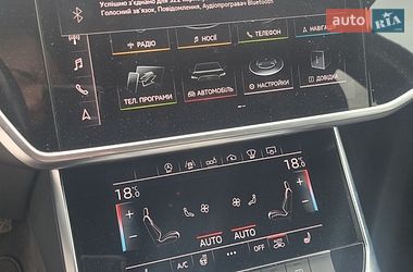 Внедорожник / Кроссовер Audi Q3 2018 в Киеве