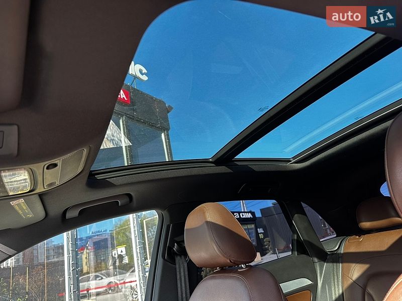 Позашляховик / Кросовер Audi Q3 2015 в Львові