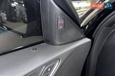 Внедорожник / Кроссовер Audi Q3 2015 в Киеве
