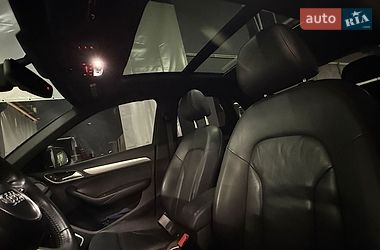 Внедорожник / Кроссовер Audi Q3 2015 в Киеве