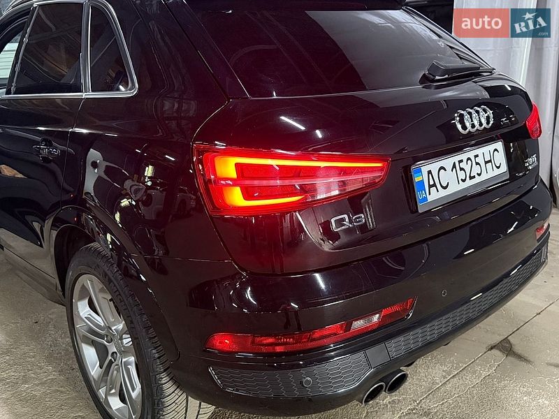 Внедорожник / Кроссовер Audi Q3 2015 в Киеве
