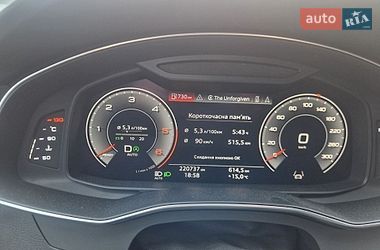 Внедорожник / Кроссовер Audi Q3 2018 в Киеве