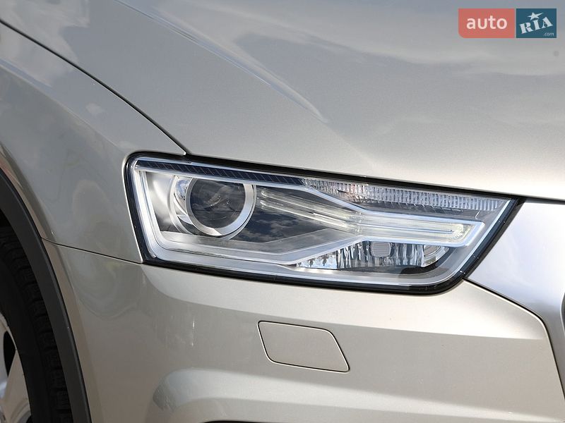 Внедорожник / Кроссовер Audi Q3 2016 в Харькове