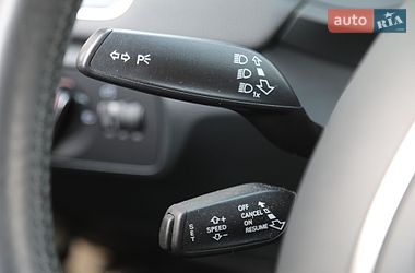 Внедорожник / Кроссовер Audi Q3 2016 в Харькове
