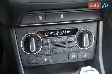 Внедорожник / Кроссовер Audi Q3 2016 в Харькове