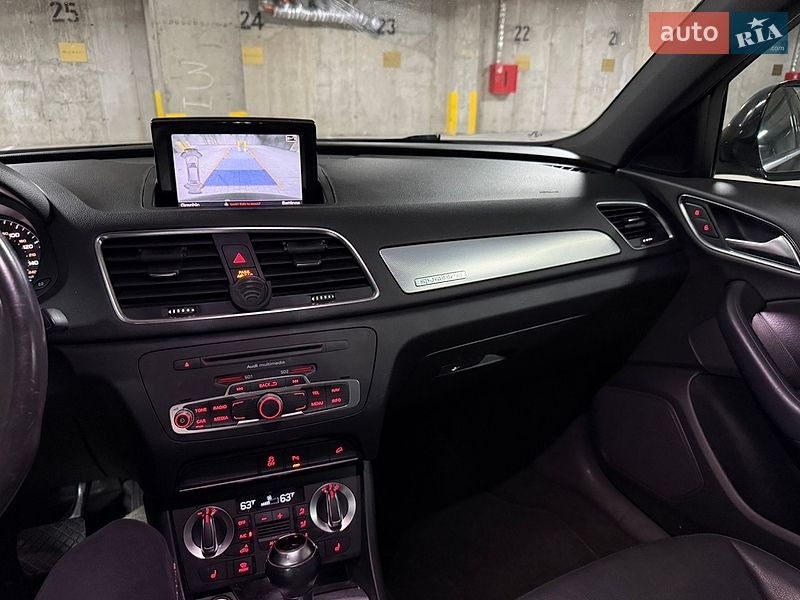 Внедорожник / Кроссовер Audi Q3 2014 в Тернополе