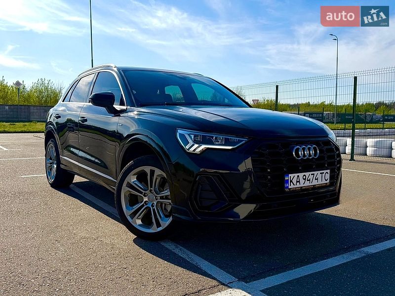 Audi Q3 2021