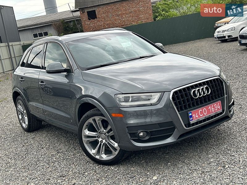 Внедорожник / Кроссовер Audi Q3 2015 в Мукачево