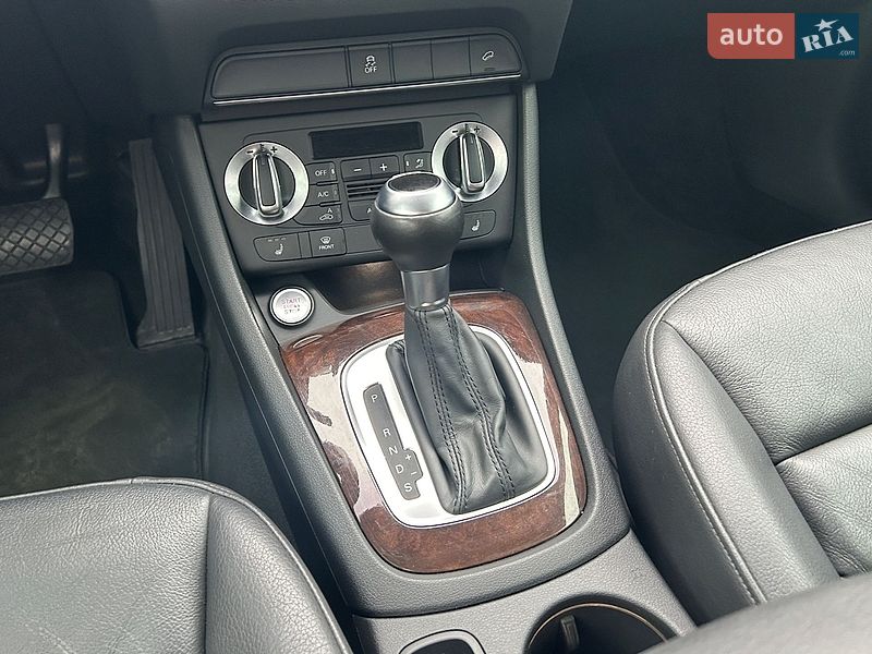 Внедорожник / Кроссовер Audi Q3 2015 в Мукачево