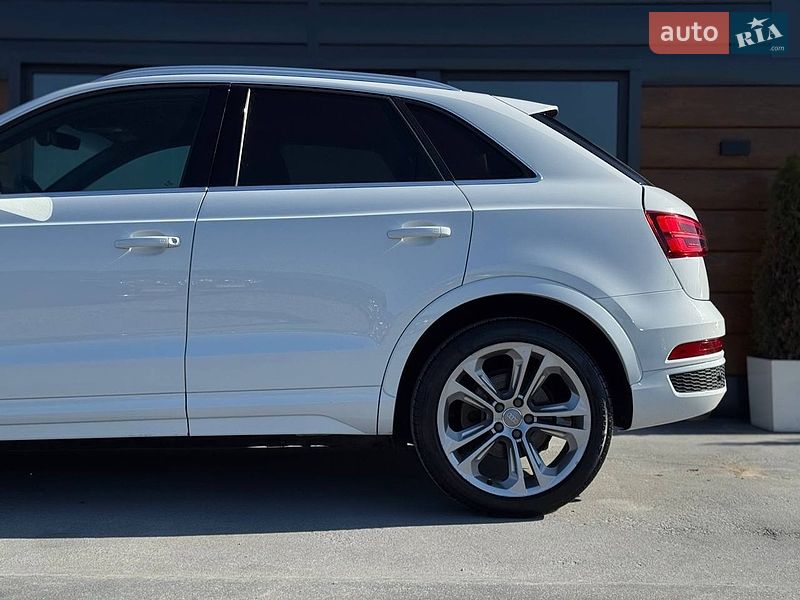 Внедорожник / Кроссовер Audi Q3 2016 в Ровно