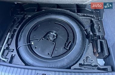 Внедорожник / Кроссовер Audi Q3 2020 в Киеве