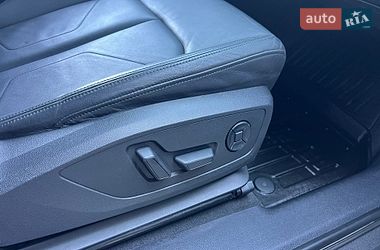Внедорожник / Кроссовер Audi Q3 2020 в Киеве