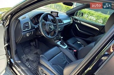 Внедорожник / Кроссовер Audi Q3 2017 в Каменском