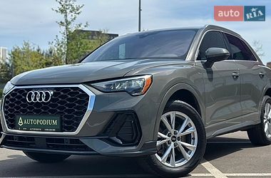 Внедорожник / Кроссовер Audi Q3 2020 в Киеве