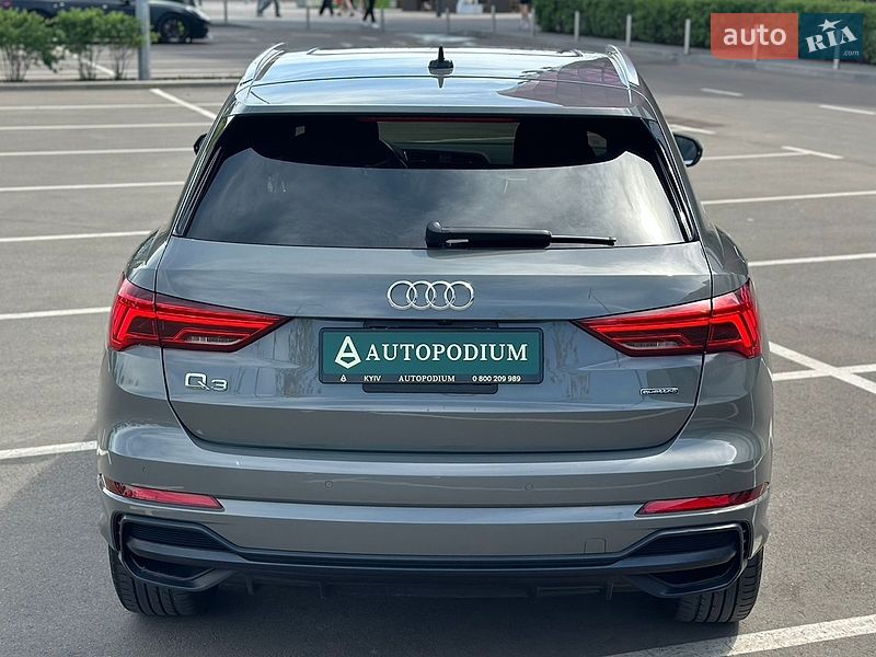 Внедорожник / Кроссовер Audi Q3 2020 в Киеве