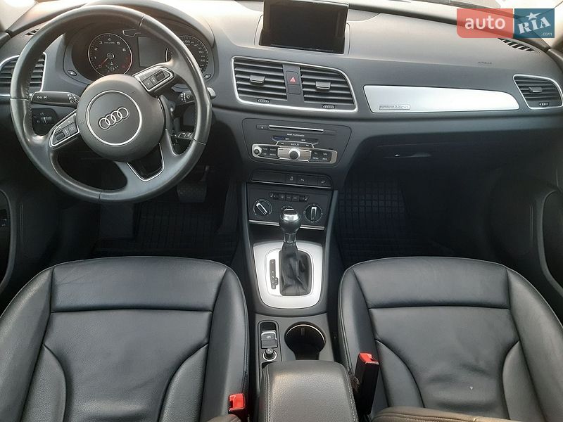 Позашляховик / Кросовер Audi Q3 2018 в Києві
