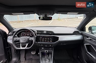 Внедорожник / Кроссовер Audi Q3 2019 в Одессе