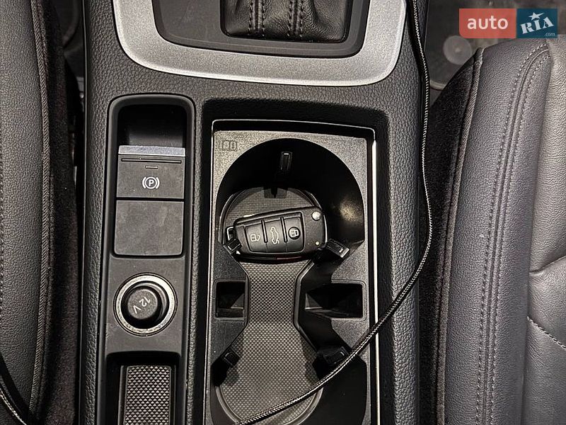 Внедорожник / Кроссовер Audi Q3 2020 в Киеве