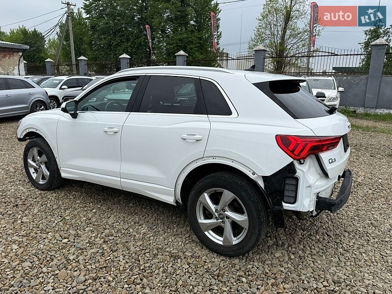 Внедорожник / Кроссовер Audi Q3 2020 в Стрые