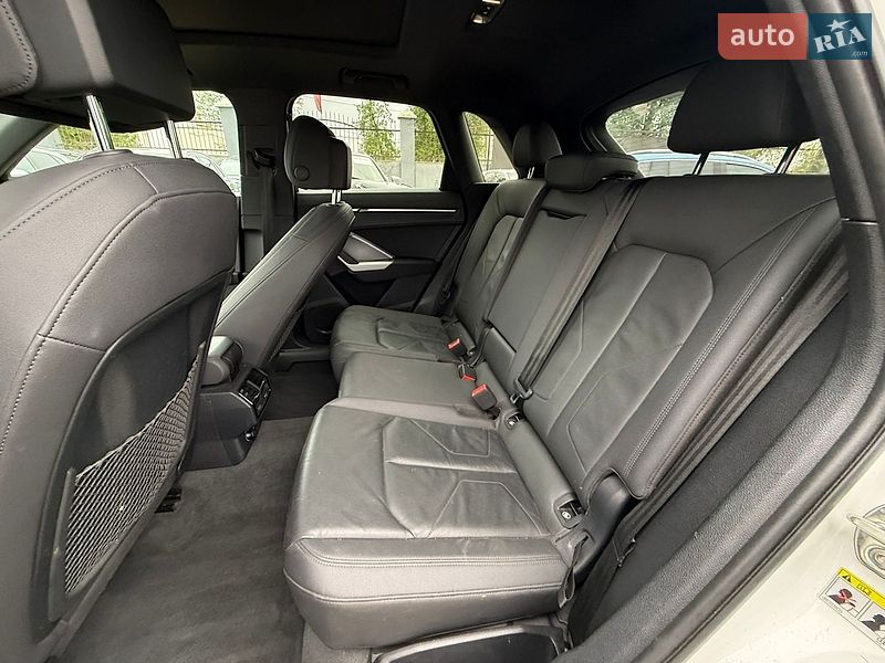 Внедорожник / Кроссовер Audi Q3 2020 в Стрые