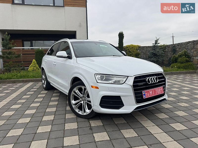 Внедорожник / Кроссовер Audi Q3 2017 в Стрые