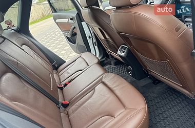 Внедорожник / Кроссовер Audi Q3 2017 в Стрые