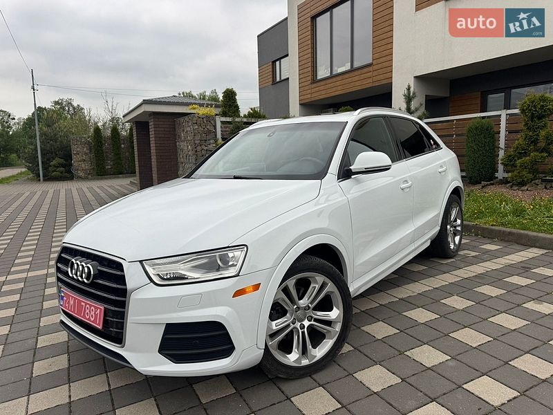 Внедорожник / Кроссовер Audi Q3 2017 в Стрые