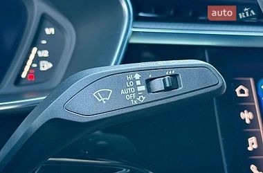 Позашляховик / Кросовер Audi Q3 2020 в Києві