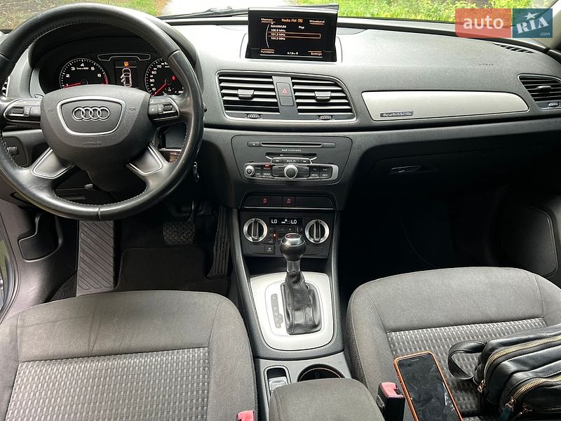 Внедорожник / Кроссовер Audi Q3 2014 в Ивано-Франковске